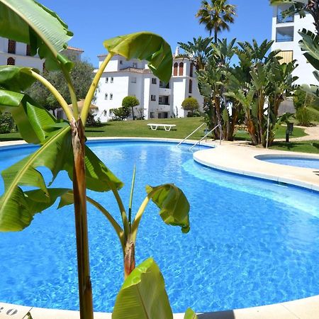 Luxury Garden Apartment - Walking Distance To The Sea Sitio de Calahonda Ngoại thất bức ảnh