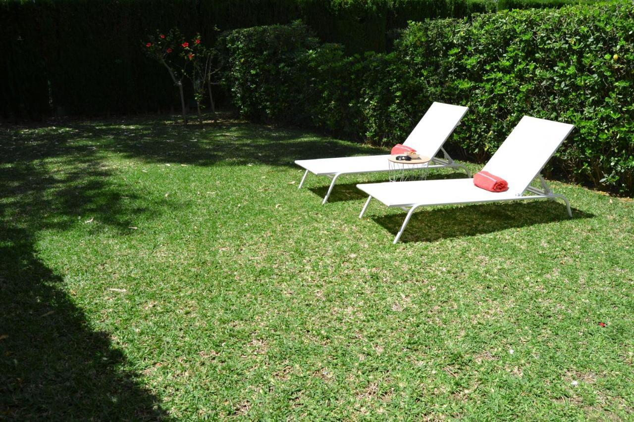 Luxury Garden Apartment - Walking Distance To The Sea Sitio de Calahonda Ngoại thất bức ảnh