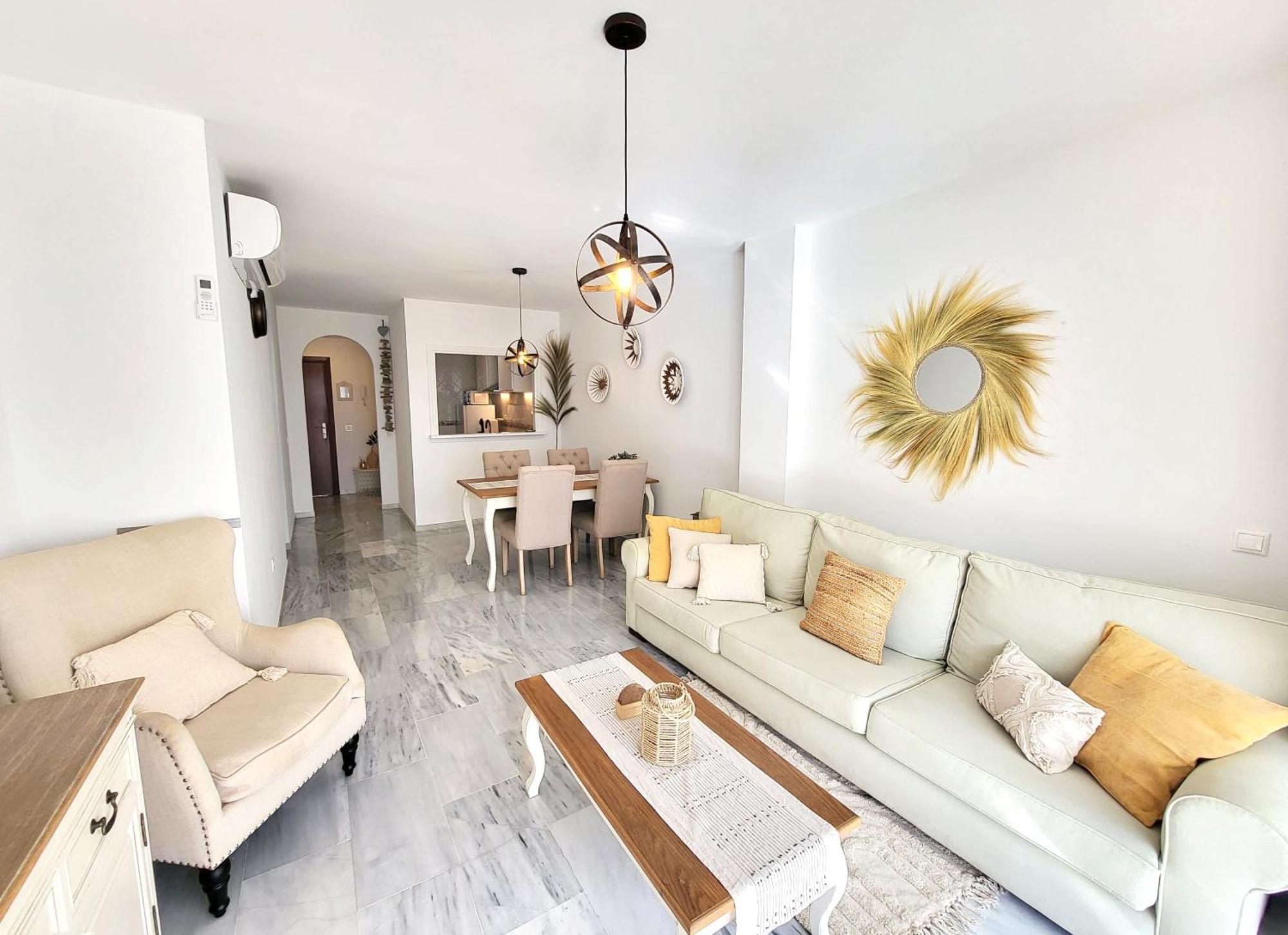 Luxury Garden Apartment - Walking Distance To The Sea Sitio de Calahonda Ngoại thất bức ảnh