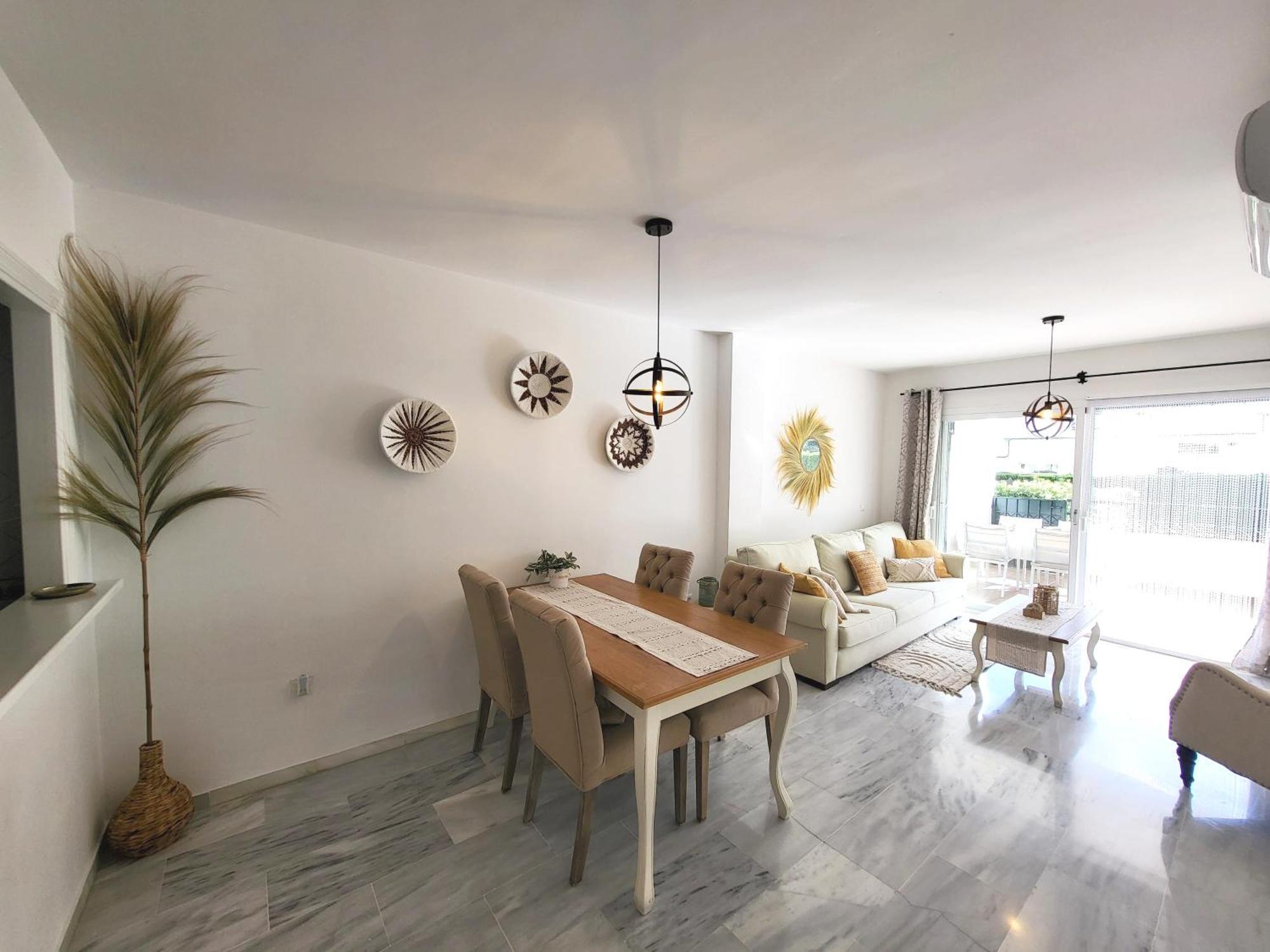 Luxury Garden Apartment - Walking Distance To The Sea Sitio de Calahonda Ngoại thất bức ảnh